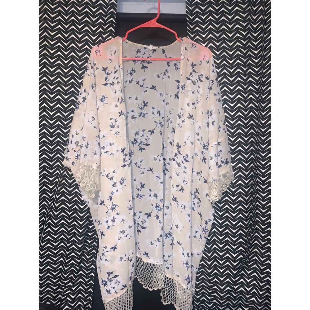 Lucca Couture Floral Kimono
